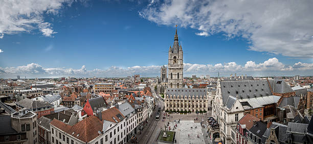 la histórica ciudad de gante - belfort fotografías e imágenes de stock