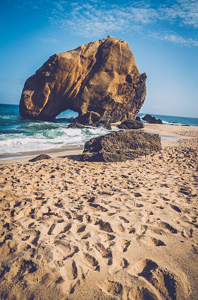 istock Penedo do Guincho - Santa Cruz Beach Rock 508706676