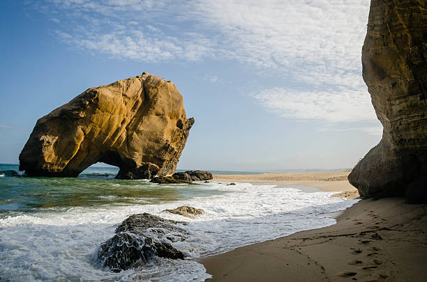 istock Penedo do Guincho - Santa Cruz Beach Rock 508709388