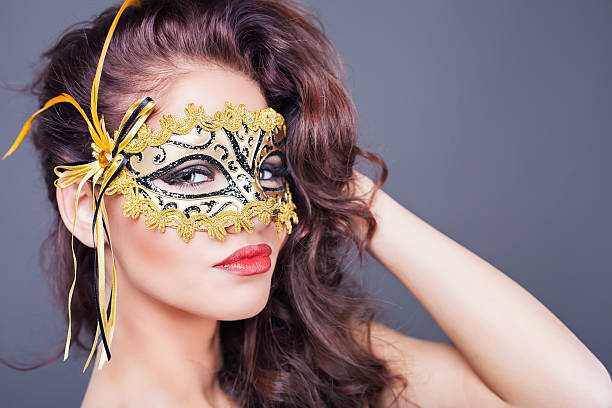 istock Sexy woman with carnival mask 508709654