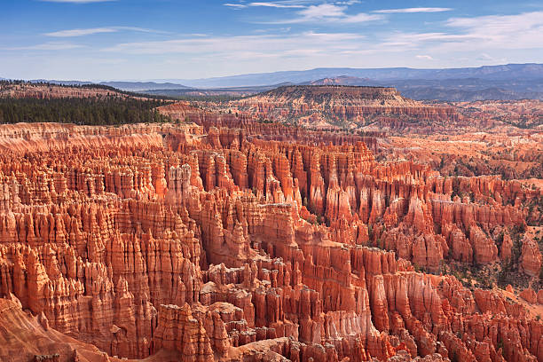 Bryce Canyon national park, Utah Morning sunlight over the amphitheater at Bryce Canyon viewed from Inspiration Point. bryce canyon stock pictures, royalty-free photos & images