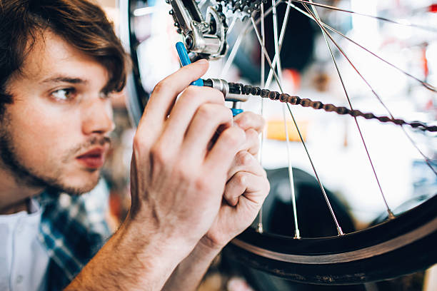 istock Bike mechanic 508788236