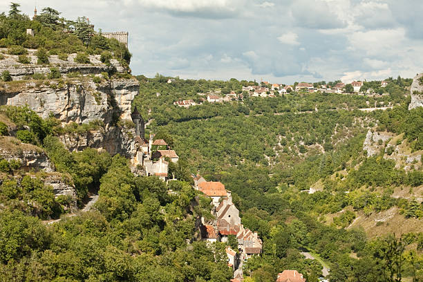 istock Medieval French Clifftop Village 508818139