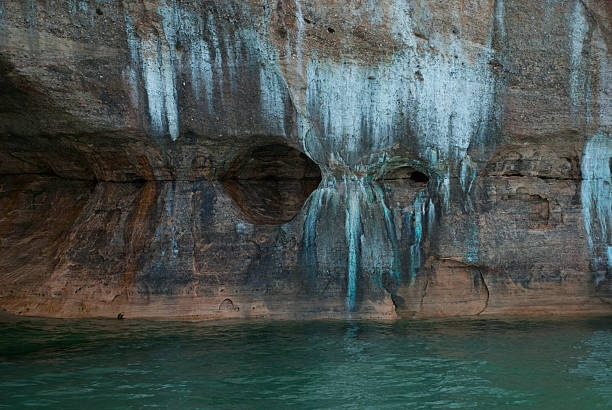 istock Mysterious rocks of Lake Superior 508841152