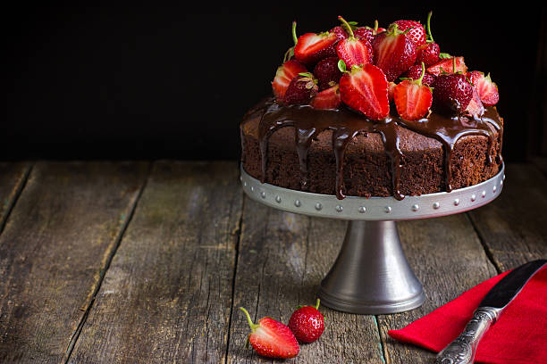 chocolate cake with  fresh strawberry chocolate cake with  fresh strawberry on rustic  background gateau stock pictures, royalty-free photos & images