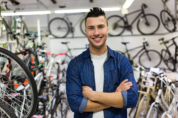 istock Salesman in bicycle shop 508852652