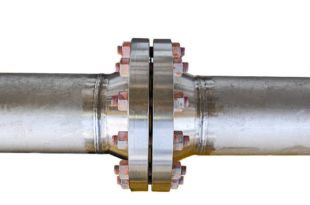 flange tubo in metallo con viti su un isolato sfondo - flange screw isolated metal foto e immagini stock