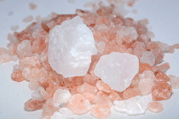 istock Pink salt from the Himalayas 508855106