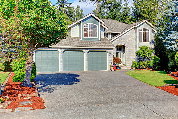 istock Luxury house exterior 508855309