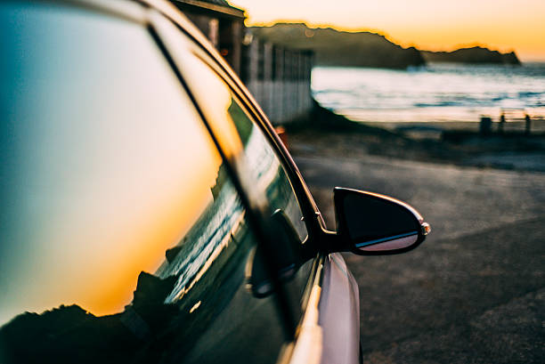 istock Car at the beach 508880798
