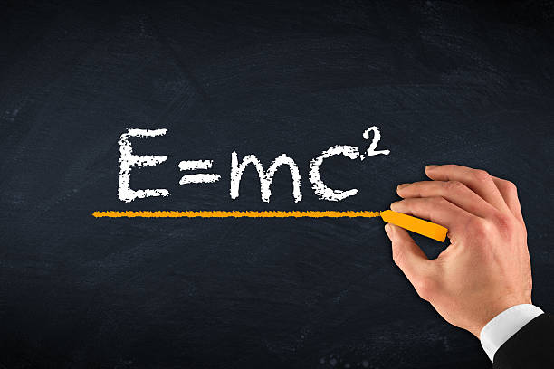 theory of relativity (e = mc2 - e=mc2 стоковые фото и изобра�жения