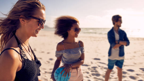 istock Friends playing with volleyball on the beach 508921408