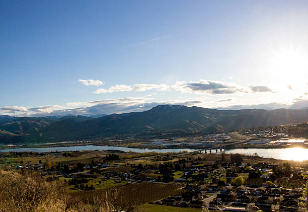 istock Wenatchee Valley North End at sunset 508938081