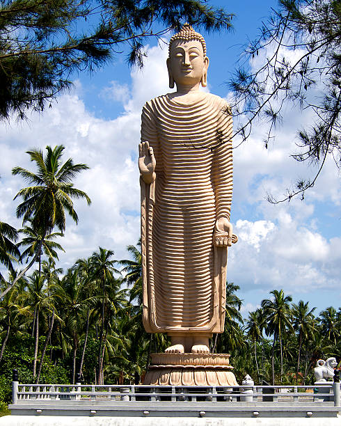 istock Buddha memorial in Sri Lanka 508939501
