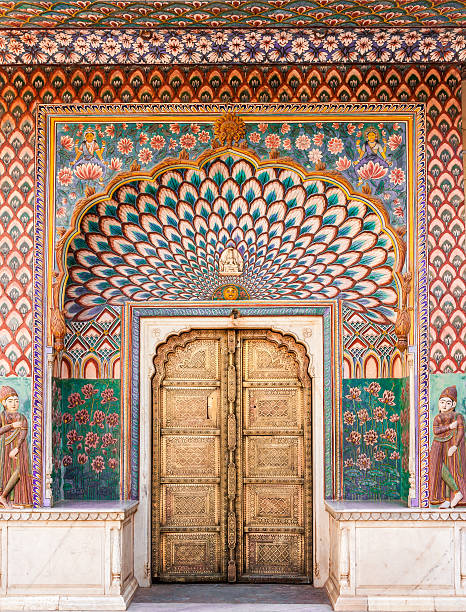 lotus portão do palácio de jaipur - jaipur city palace imagens e fotografias de stock