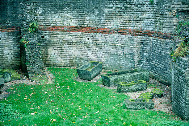 istock Roman wall and sarcophagi in York England 508944304
