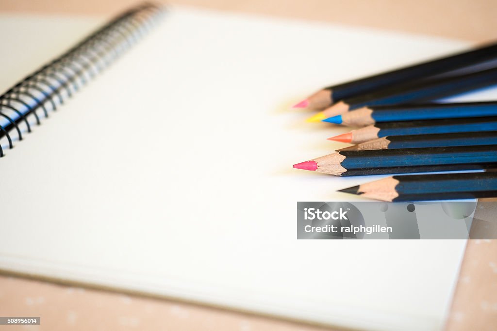 Sketch Pad With Colored Pencils Stock Photo - Download Image Now - Sketch  Pad, Colored Pencil, Blank - iStock