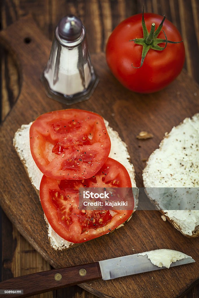 Brinde con queso cremoso - Foto de stock de Alimento libre de derechos