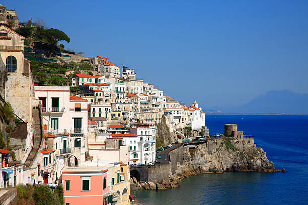 istock Town of Amalfi 508964527