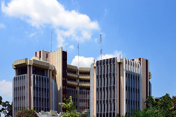 brazzaville, la banca per lo sviluppo degli stati dell'africa centrale - kinshasa foto e immagini stock