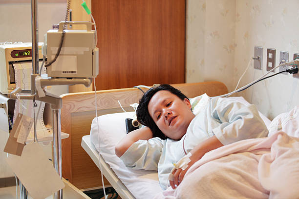 istock Young woman in maternity hospital 509032557