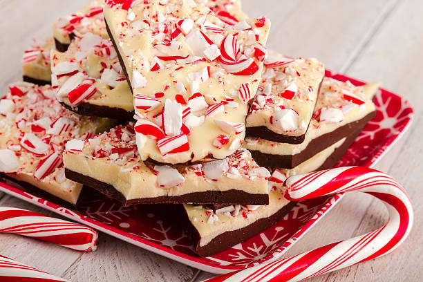 istock Traditional Holiday Chocolate Peppermint Bark 509033811