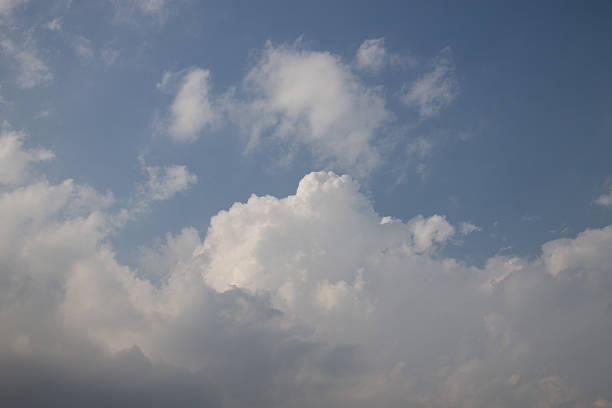 白いクラウド - white cloud mountains ストックフォトと画像