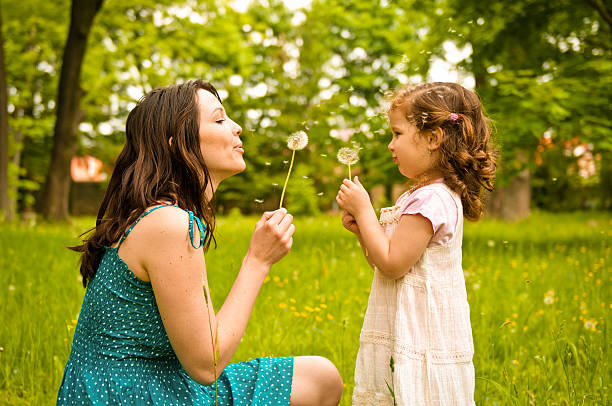 Tempo de vida feliz-mãe com Criança - fotografia de stock