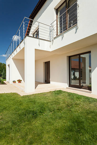 istock Beautiful house during sunny day 509052353