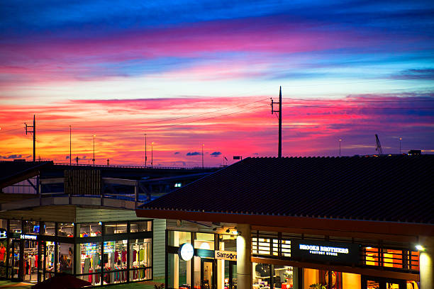 istock Sunset view from the shopping mall 509053809