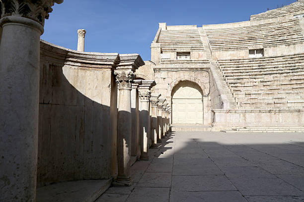 römische theater in amman, jordanien - ancient civilization audio stock-fotos und bilder