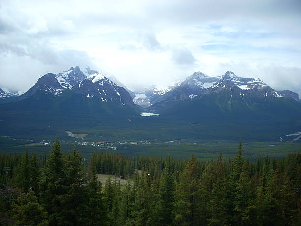 istock Looking Across Rocky Mountains to Lake Louise 509098686