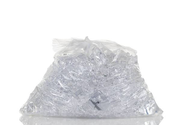 istock Full plastic bag of crushed ice 509110646