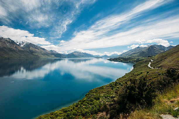 Lago Wakatipu, Nova Zelândia - foto de acervo