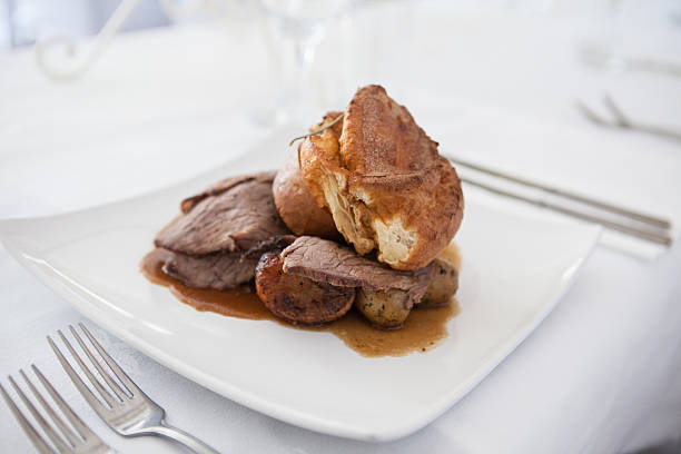 Lean Roast Beef, Yorkshire Pudding & Gravy