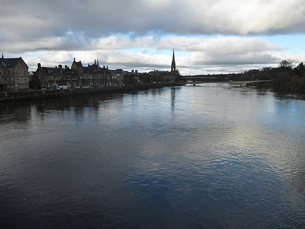 istock Perth Scotland - city on the River Tay 509120332