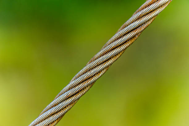 cable metálico - rope intertwined large silver fotografías e imágenes de stock