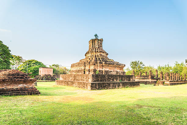 istock Sukhothai ruin old city 509172363