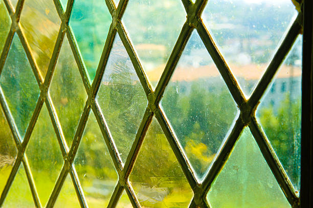 istock Detail of an old window 509172560