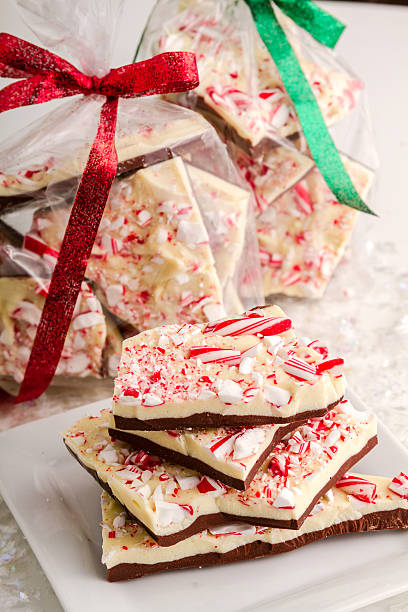 istock Traditional Holiday Chocolate Peppermint Bark 509173519