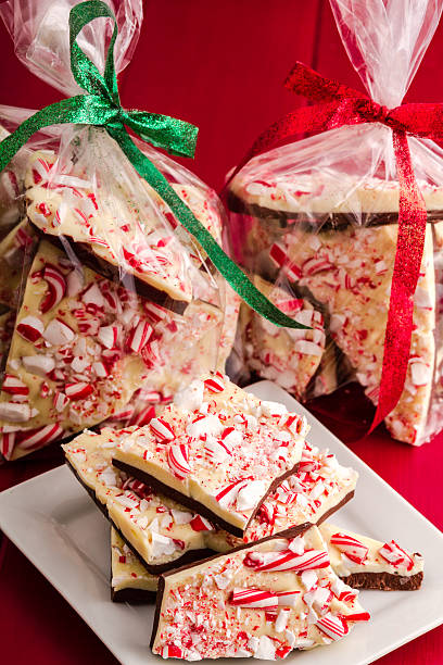 istock Traditional Holiday Chocolate Peppermint Bark 509173529