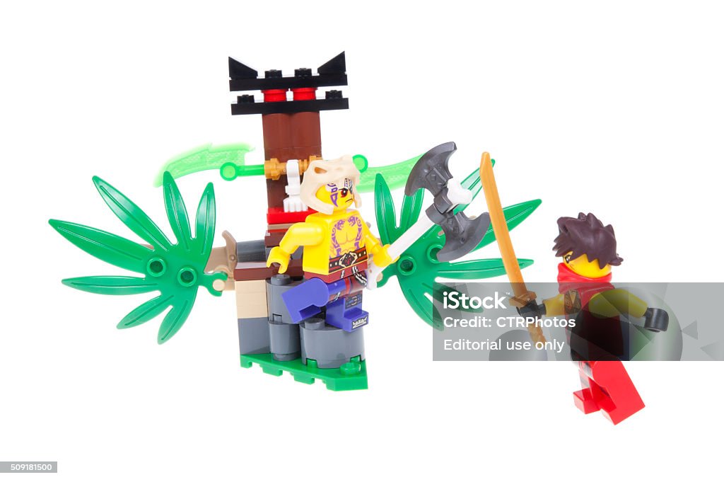 Lego 70752 Jungle Trap Kit Stock Photo - Download Image Now - Axe, Blue,  Collection - iStock