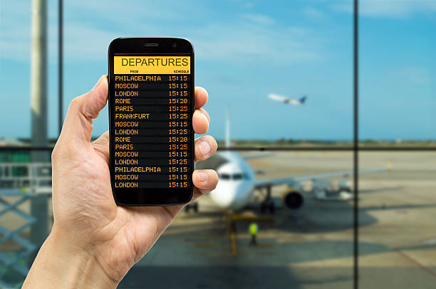 istock departure board on the phone 509212333