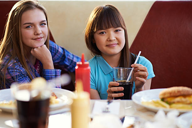 istock Preteen friends 509233552