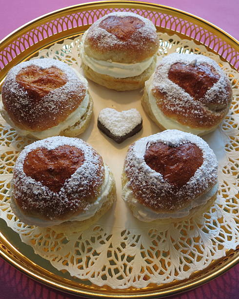 istock Bun with cream - Semla - Swedish tradition 509251664