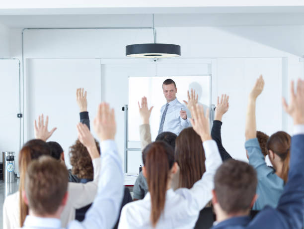 istock Businessman giving presentation at meeting 509252852