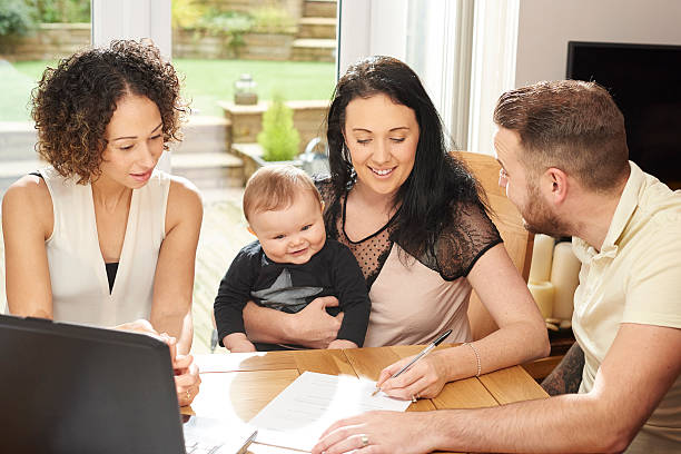 istock financial advisor gets the signature 509253248
