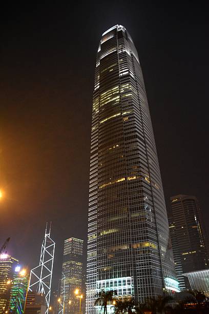 два международный финансовый центр небоскрёб, hong kong - admiralty bay стоковые фото и изображения