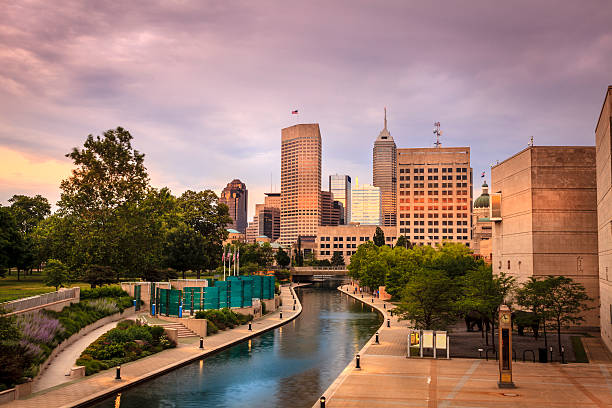Indianapolis Beautiful view of Indianapolis skyline at sunset indianapolis photos stock pictures, royalty-free photos & images