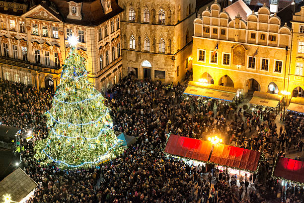 Christmas tree on Oldtown Square Christmas tree on Oldtown Square prague christmas market stock pictures, royalty-free photos & images